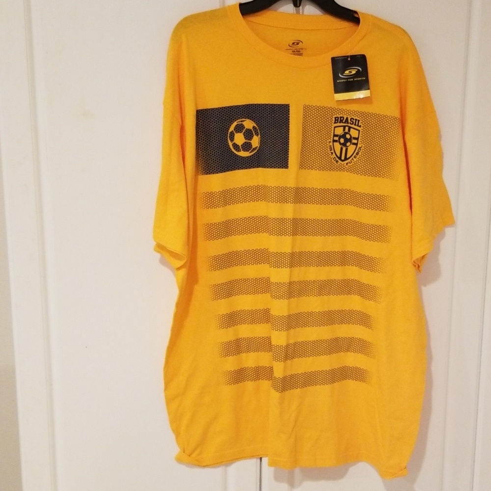 Brazil t shirt Size XXL New with Tags Soccer